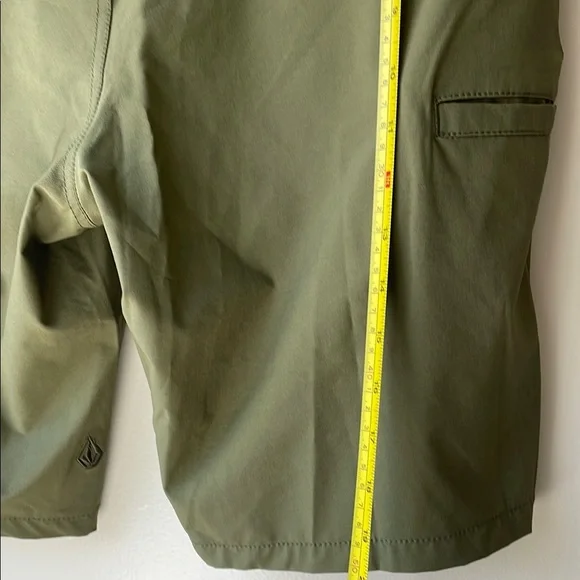 NWOT Volcom Men's Regular Frickin Cross Shred 20" Short Size 28 - Picture 7 of 9